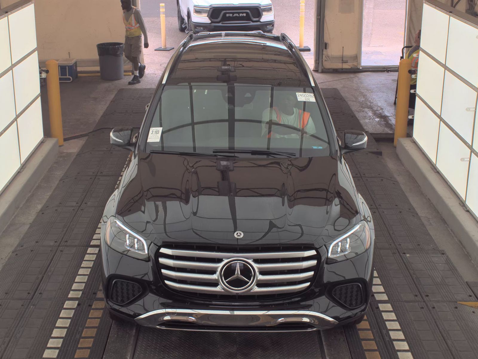 MERCEDES-BENZ GLS - 3