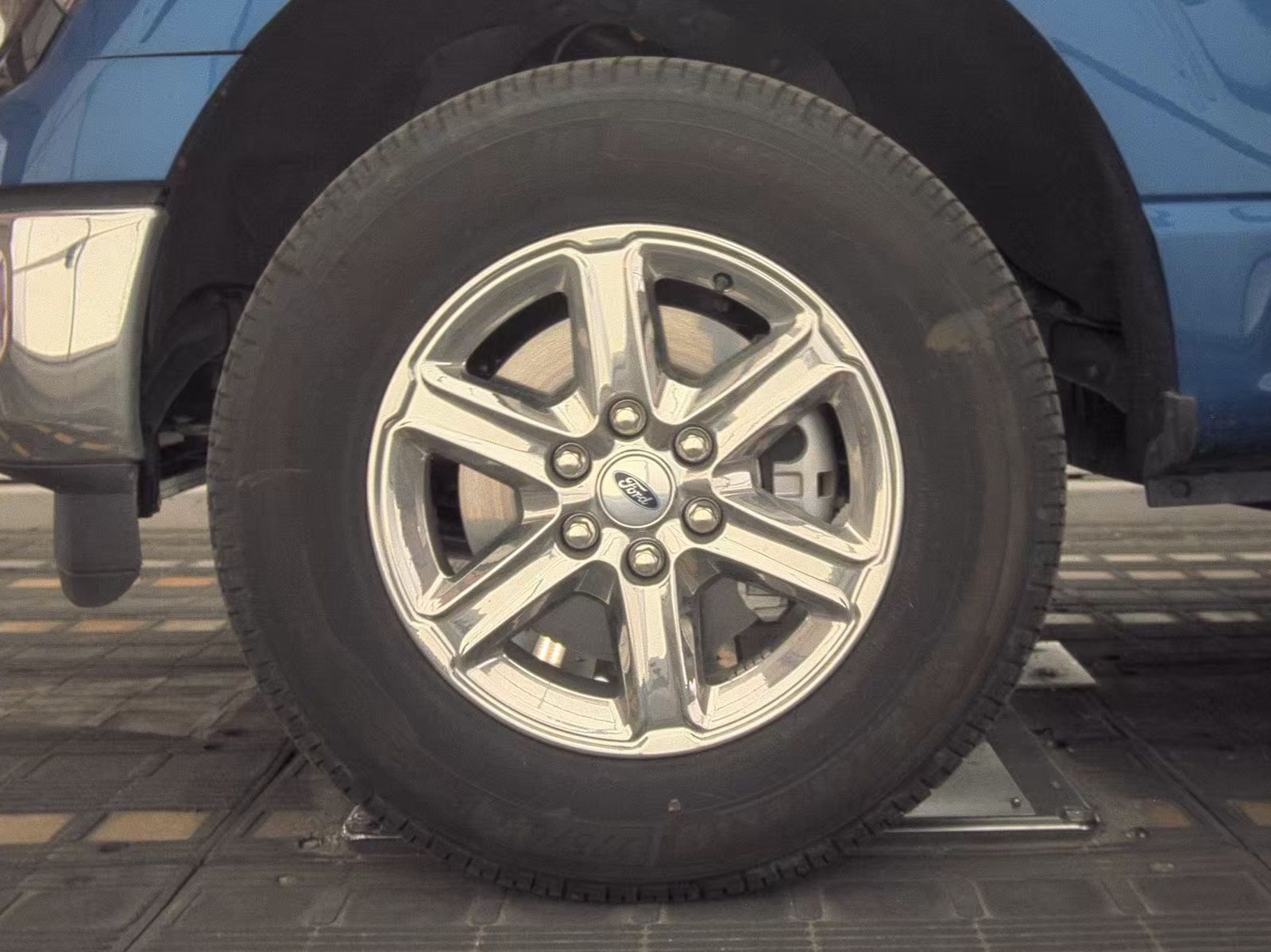 FORD F-150 - 10