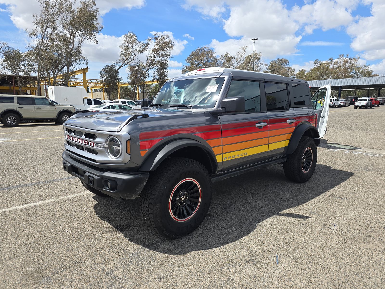 FORD BRONCO - 1