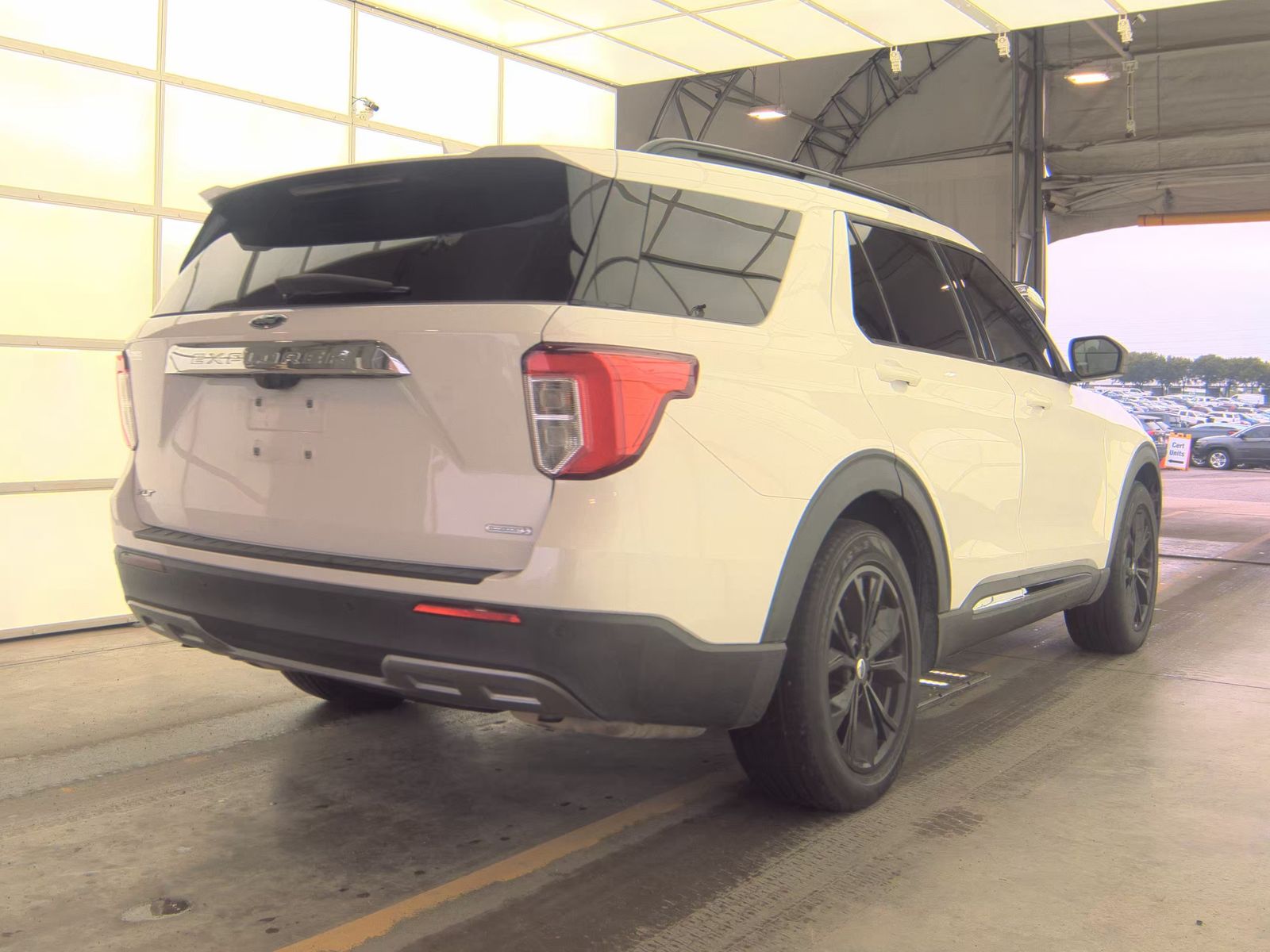 FORD EXPLORER - 5