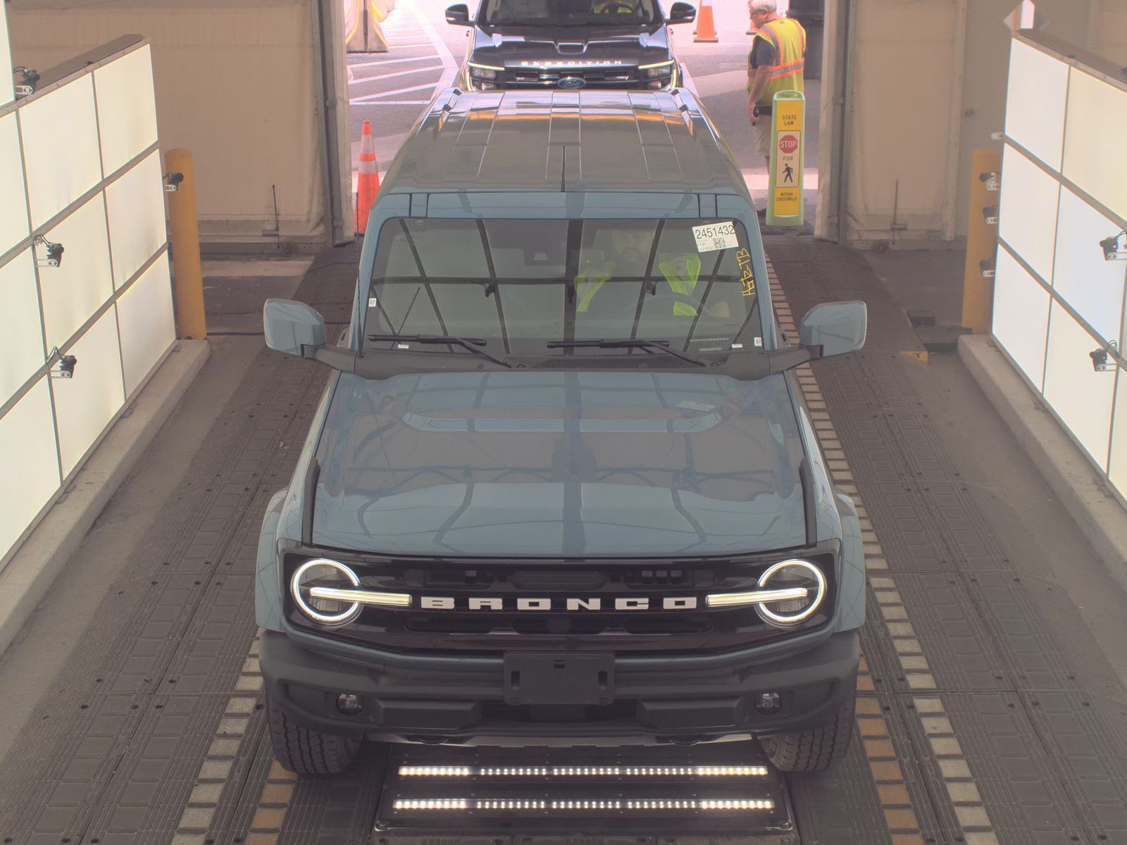 FORD BRONCO - 3