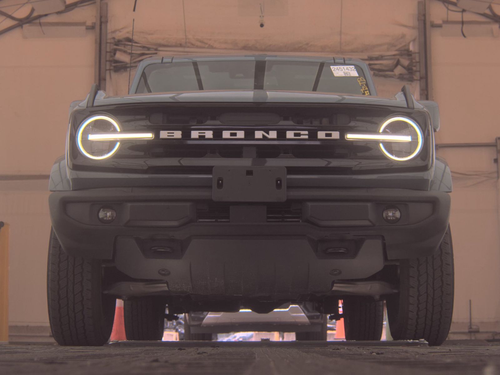 FORD BRONCO - 4