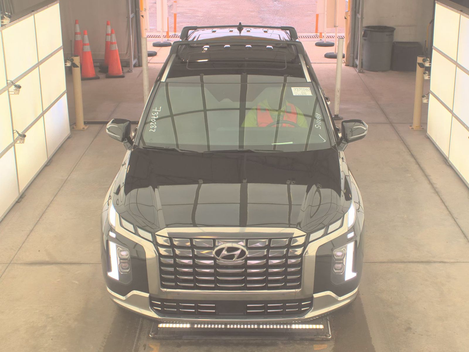 HYUNDAI CALLIGRAPH - 3