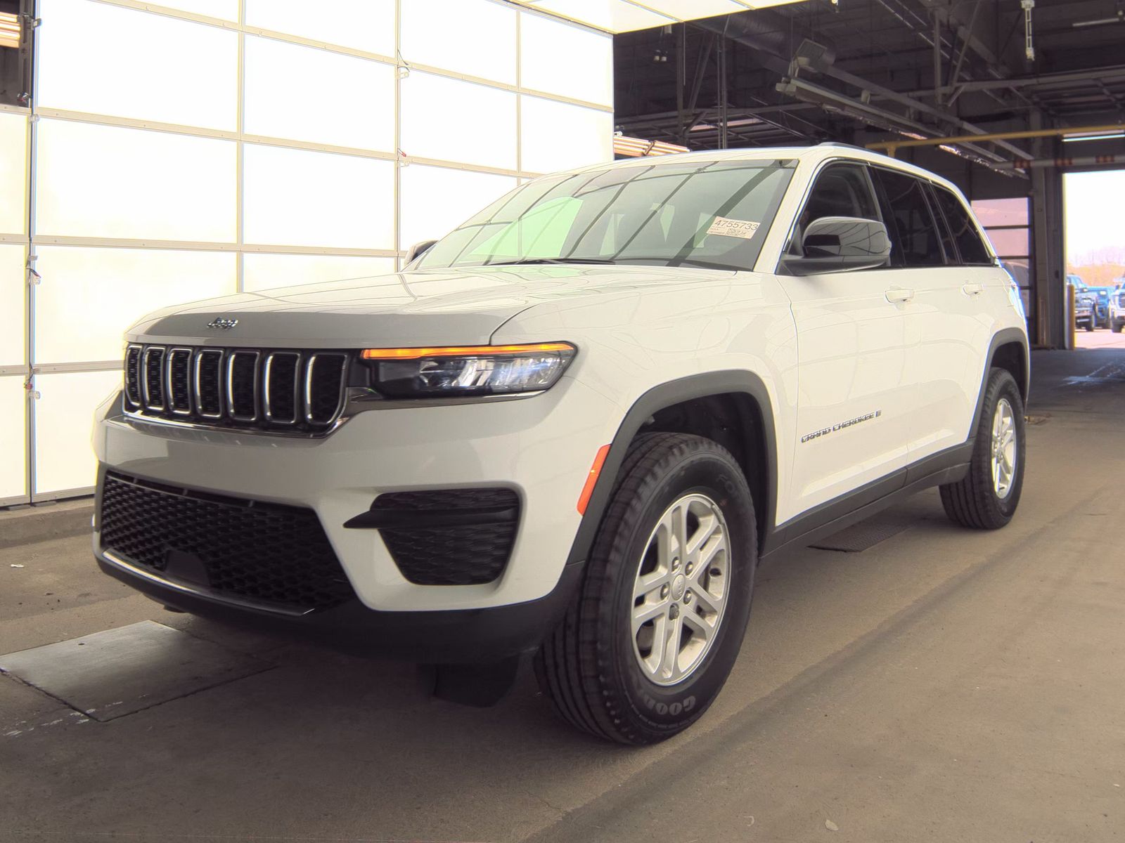 JEEP GRAND CHEROKEE - 1