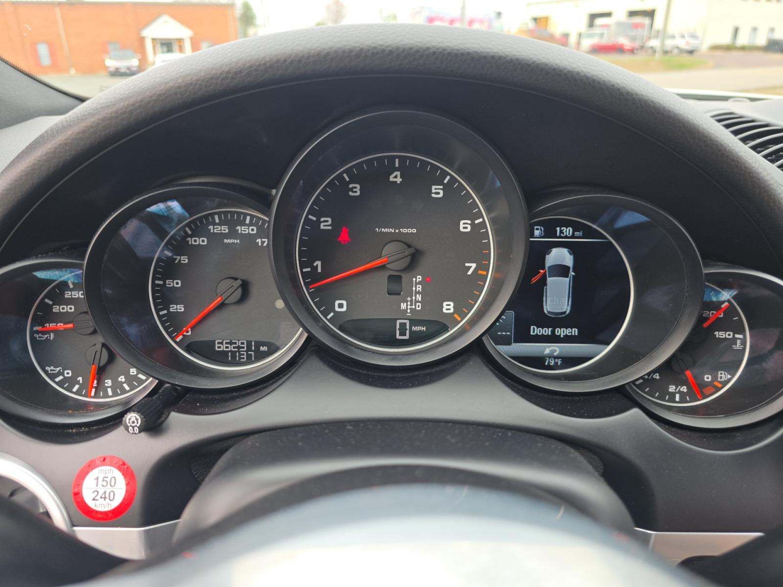 PORSCHE CAYENNE - 7