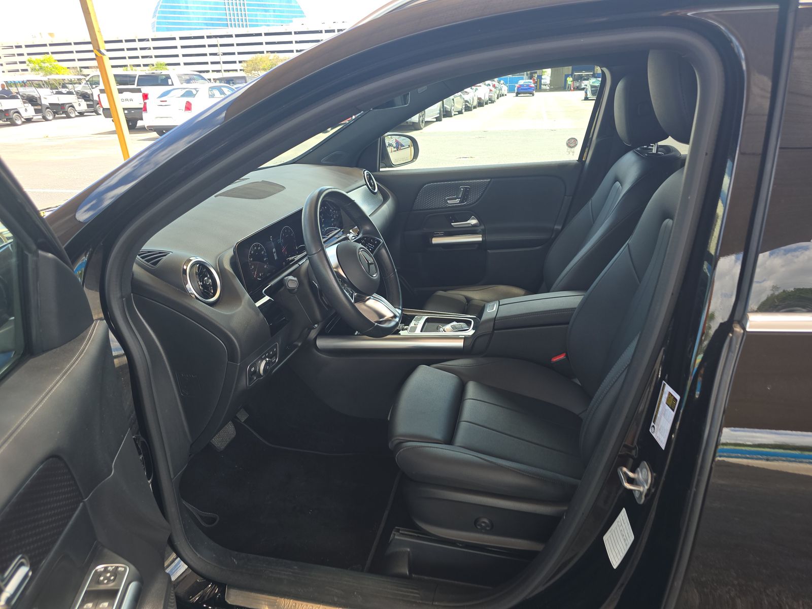 MERCEDES-BENZ GLA-CLASS - 8