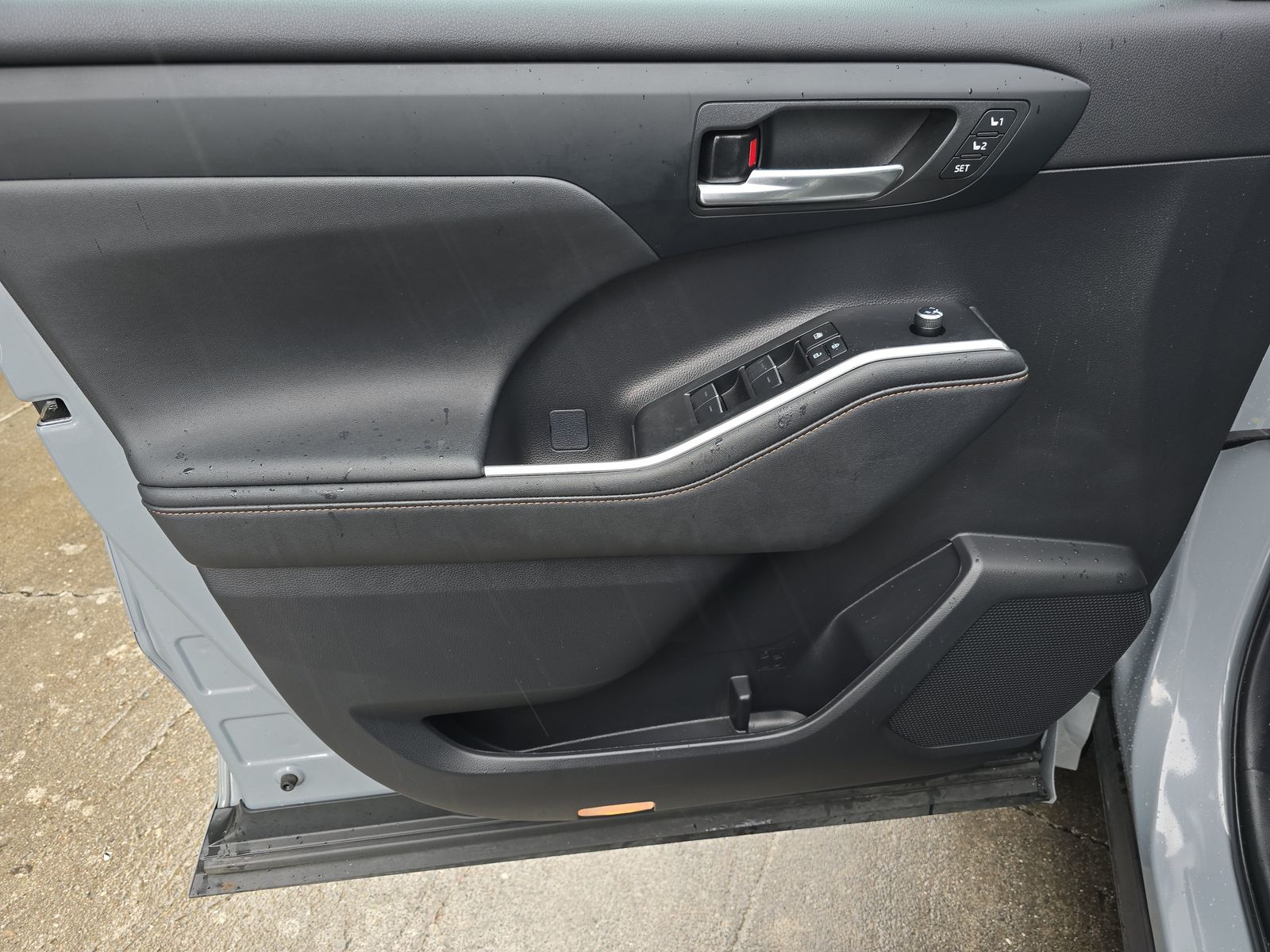 TOYOTA HIGHLANDER - 10