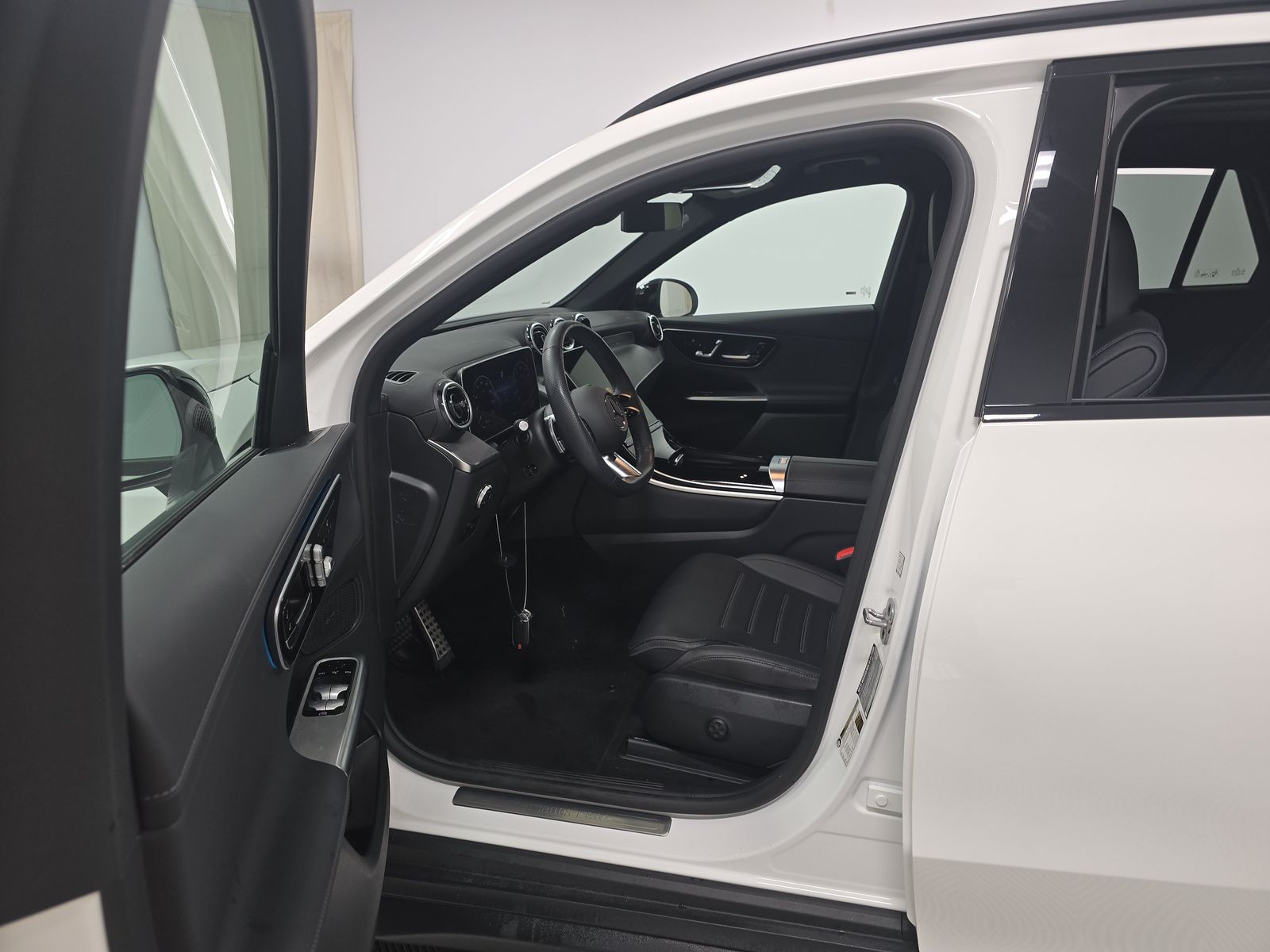 MERCEDES-BENZ GLC-CLASS - 8