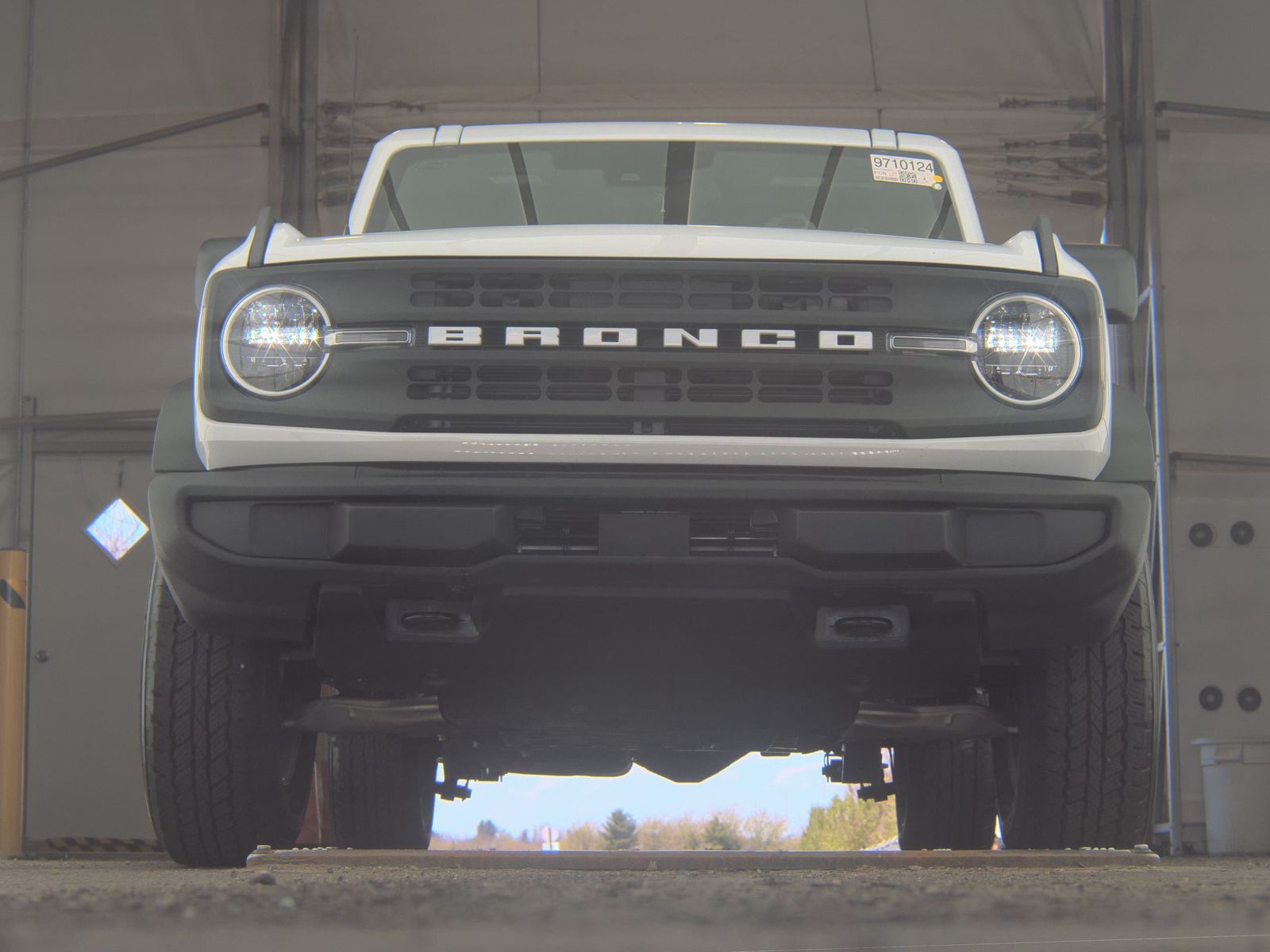 FORD BRONCO - 4