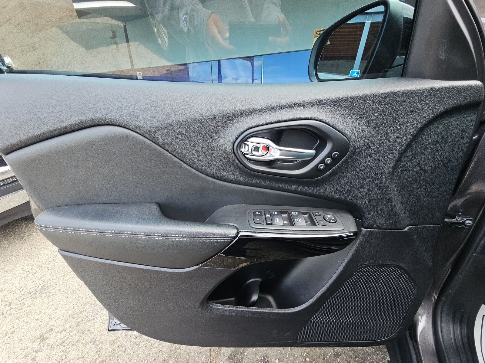 JEEP ALTITUDE LUX - 10