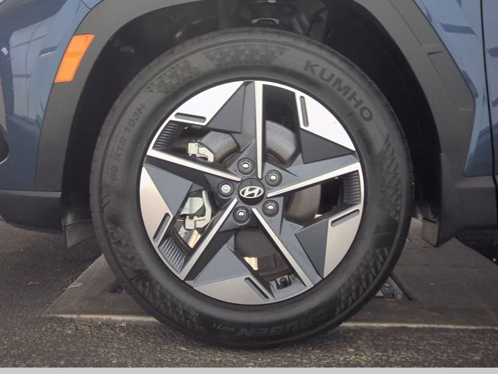 HYUNDAI UNKNOWN - 10