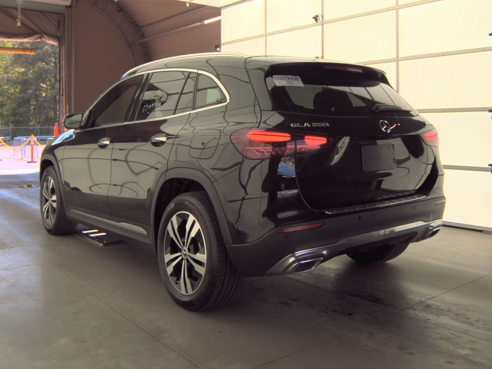 MERCEDES-BENZ GLA-CLASS - 9