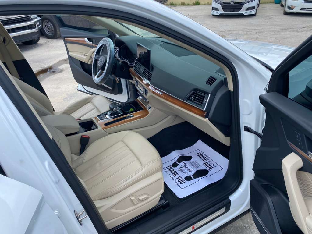 2023 Audi Q5 S line Premium Plus AWD