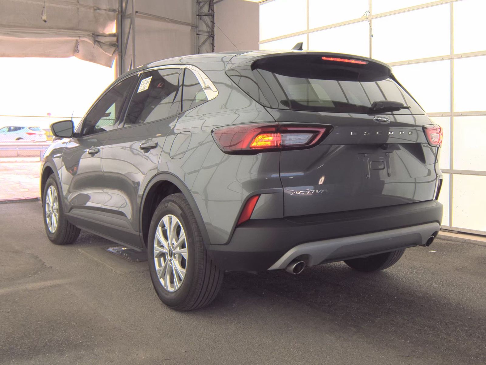 FORD ESCAPE - 9