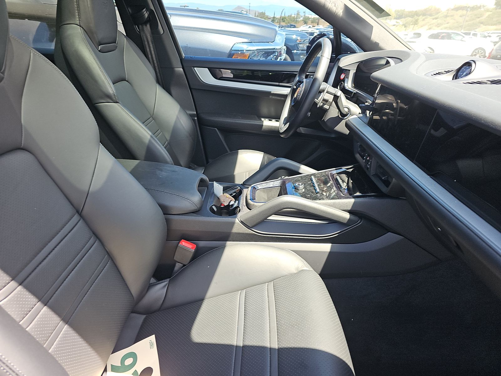 PORSCHE CAYENNE - 9