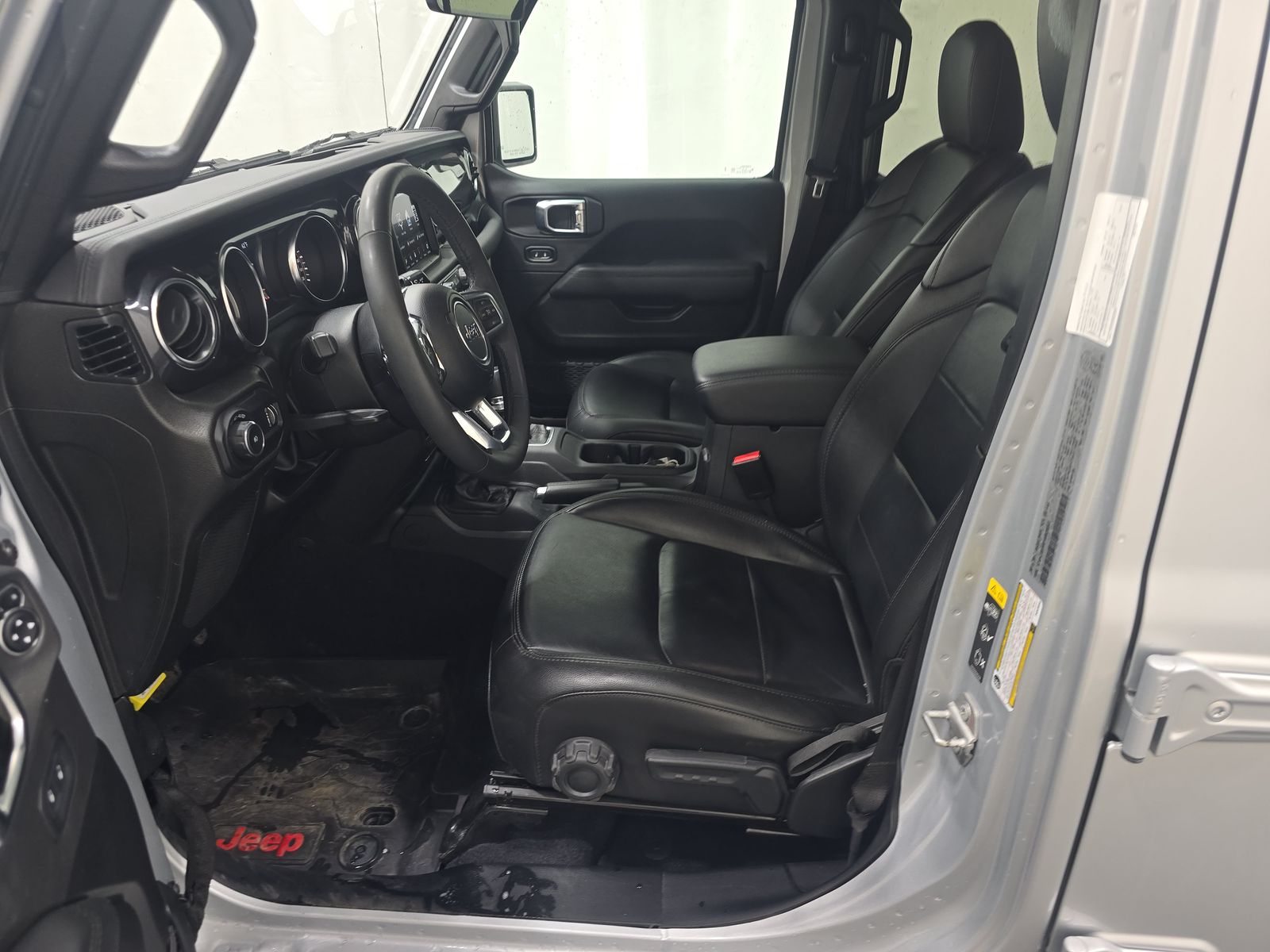 JEEP SAHARA ALTITUDE - 8