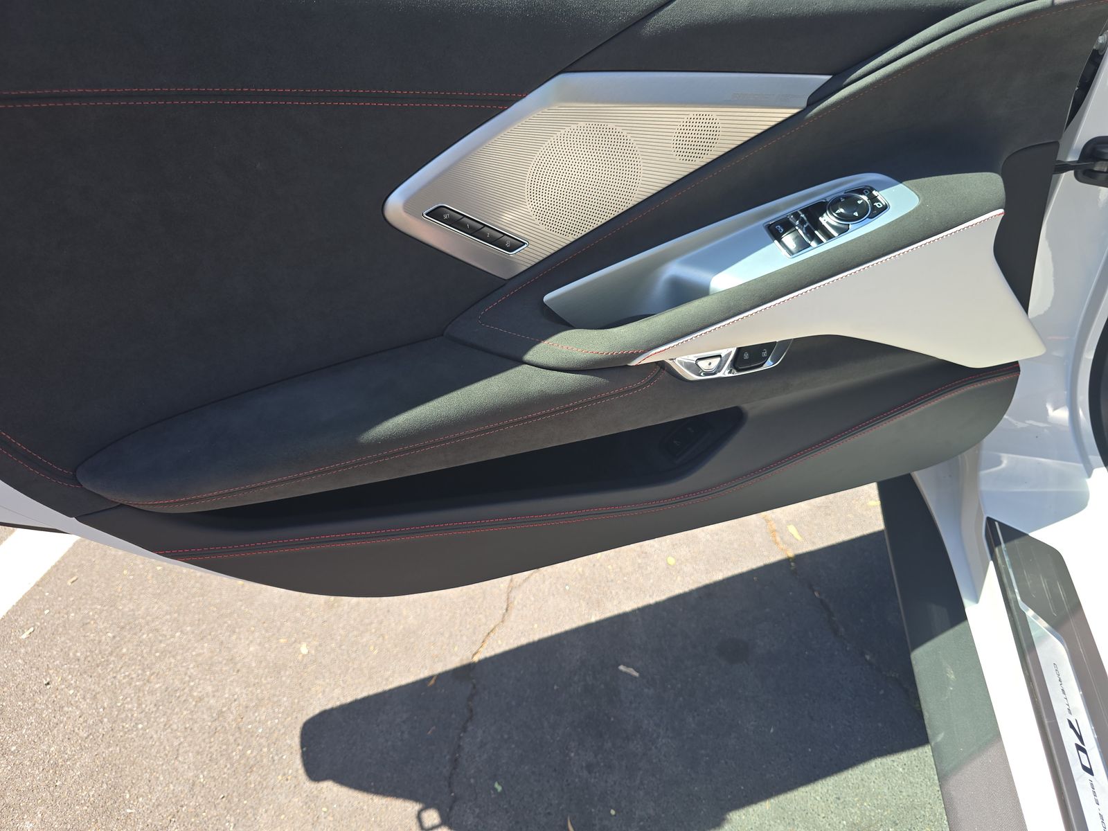 CHEVROLET STINGRAY - 10