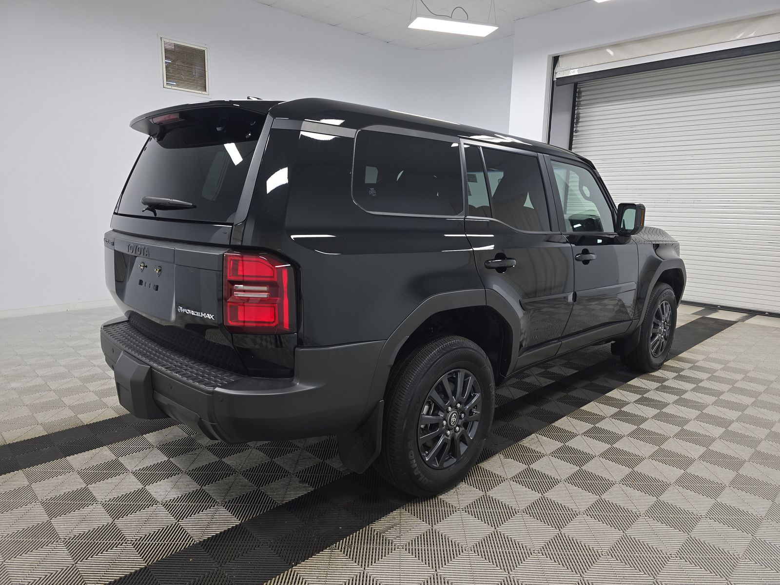 TOYOTA LAND CRUISER - 5