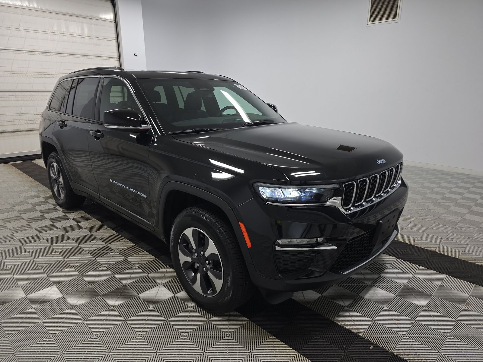 JEEP 4XE - 4