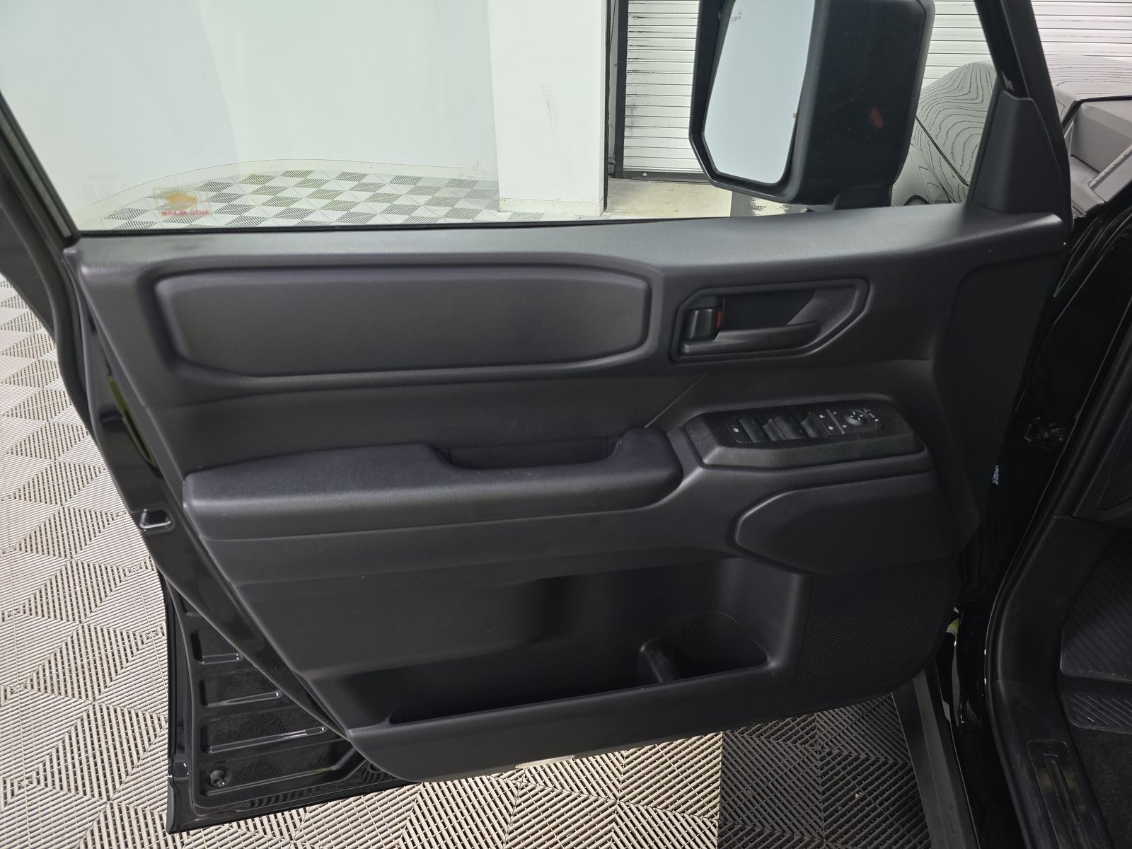 TOYOTA LAND CRUISER - 10