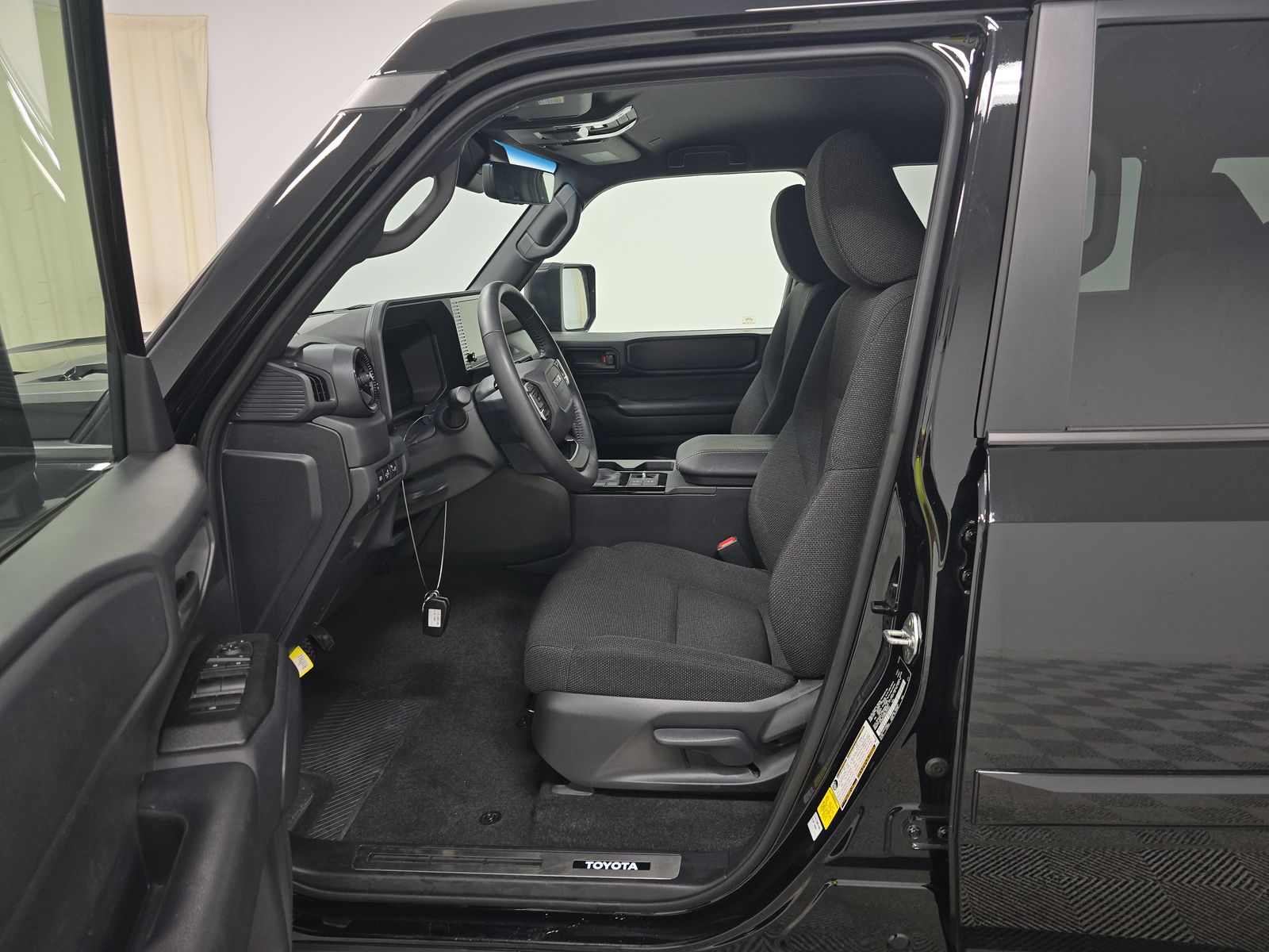 TOYOTA LAND CRUISER - 8