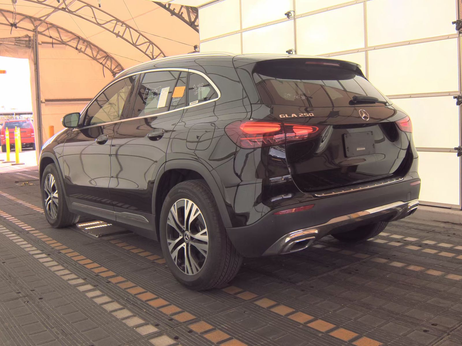 MERCEDES-BENZ GLA-CLASS - 9