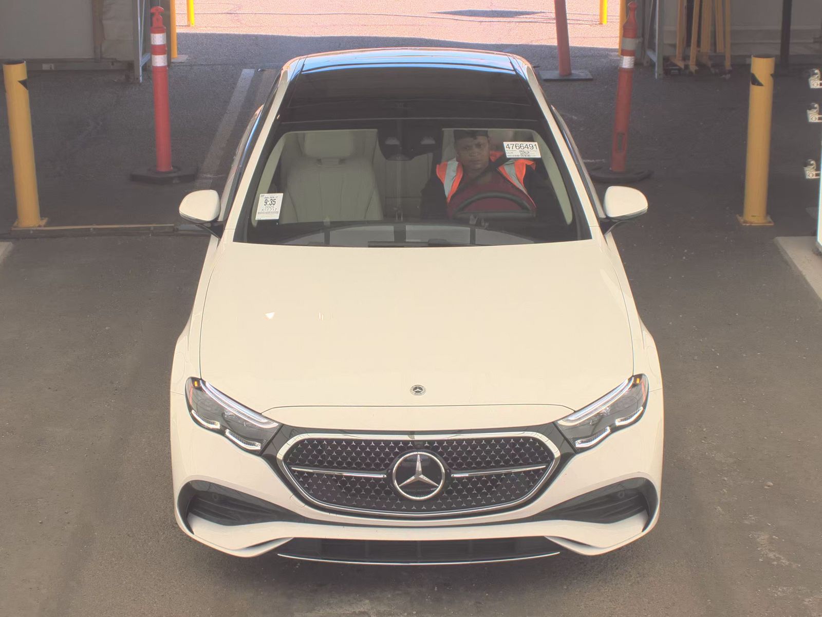 MERCEDES-BENZ E-CLASS - 3