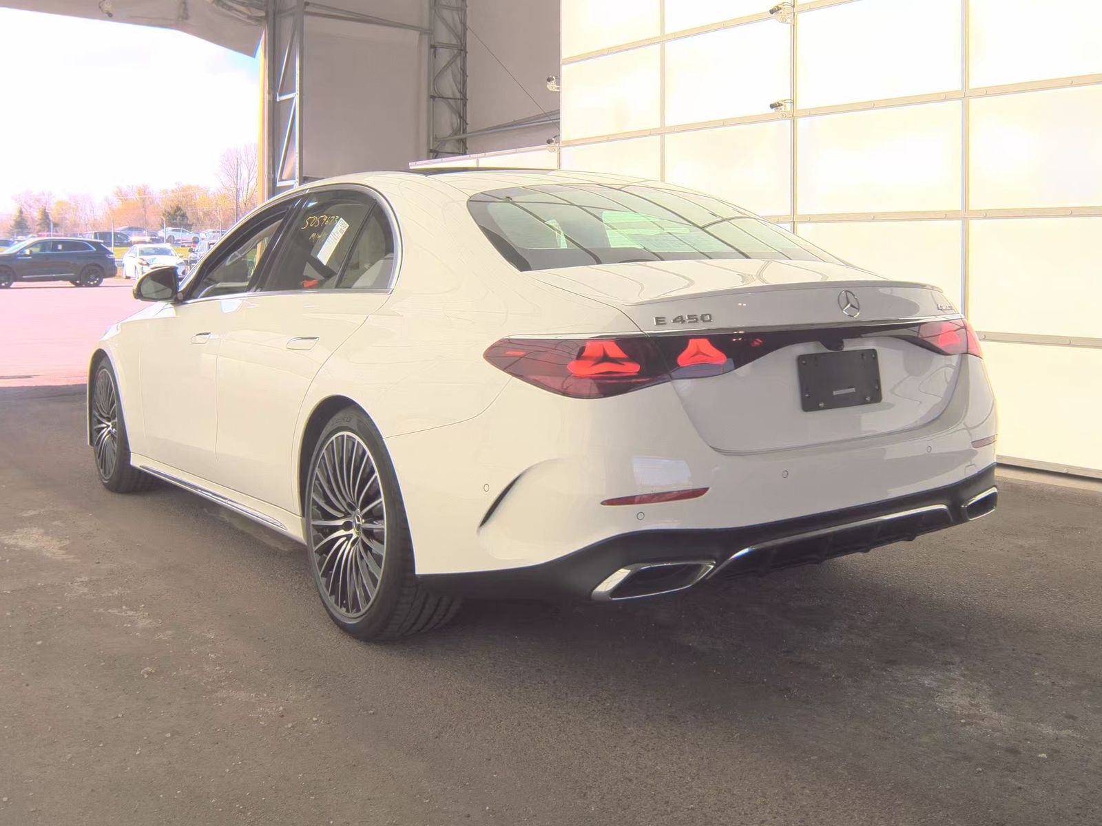 MERCEDES-BENZ E-CLASS - 9