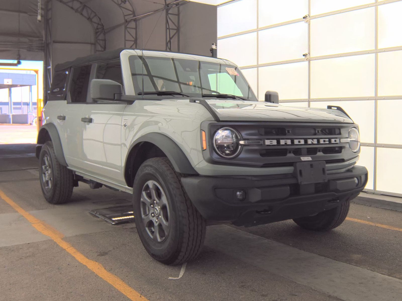 FORD BRONCO - 5