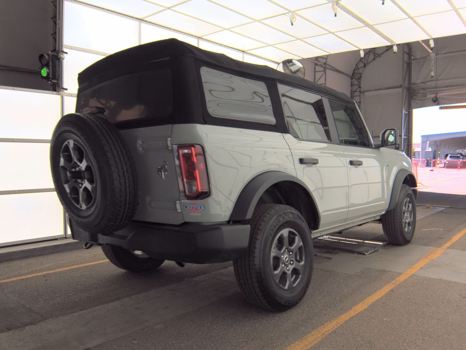 FORD BRONCO - 6