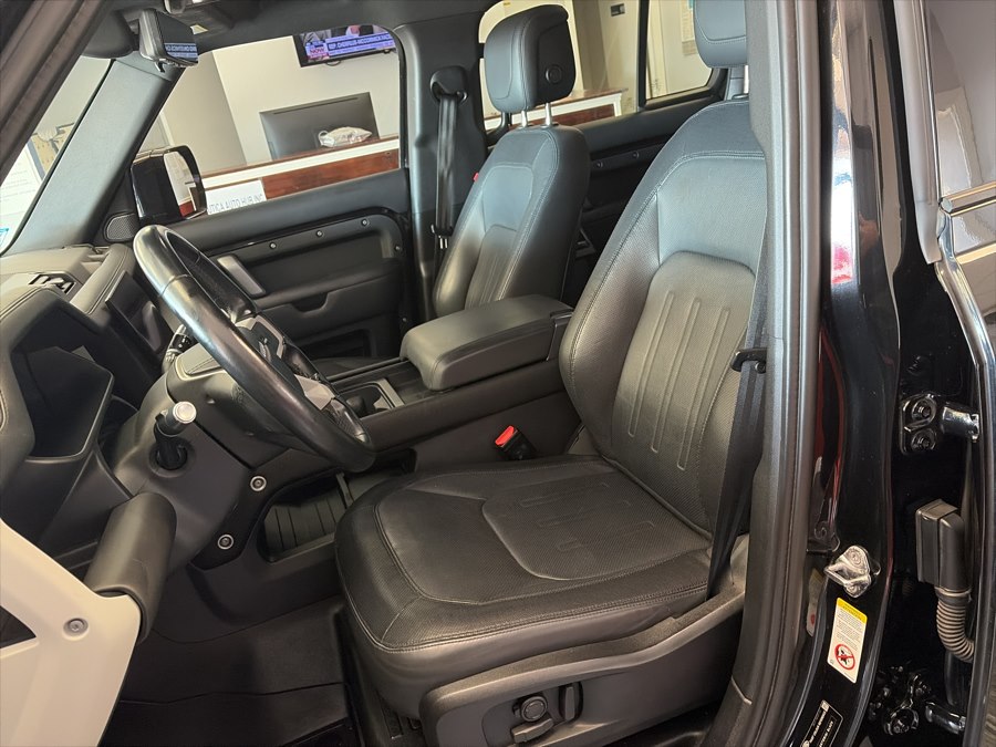 2022 Land Rover Defender 110 X-Dynamic HSE AWD