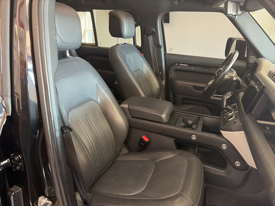 2022 Land Rover Defender 110 X-Dynamic HSE AWD