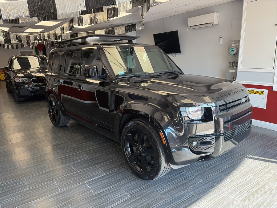 2022 Land Rover Defender 110 X-Dynamic HSE AWD