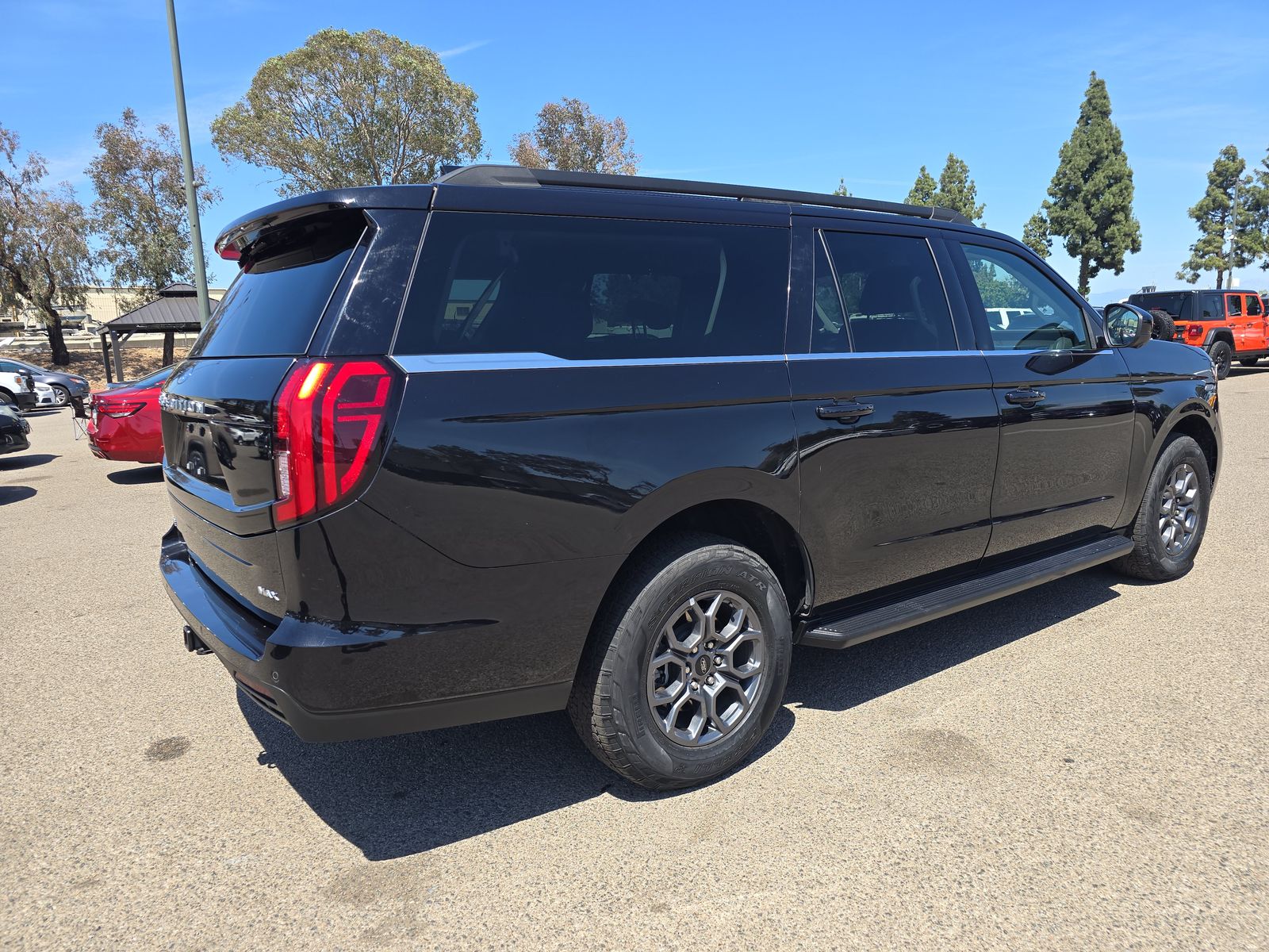 FORD EXPEDITION MAX - 5