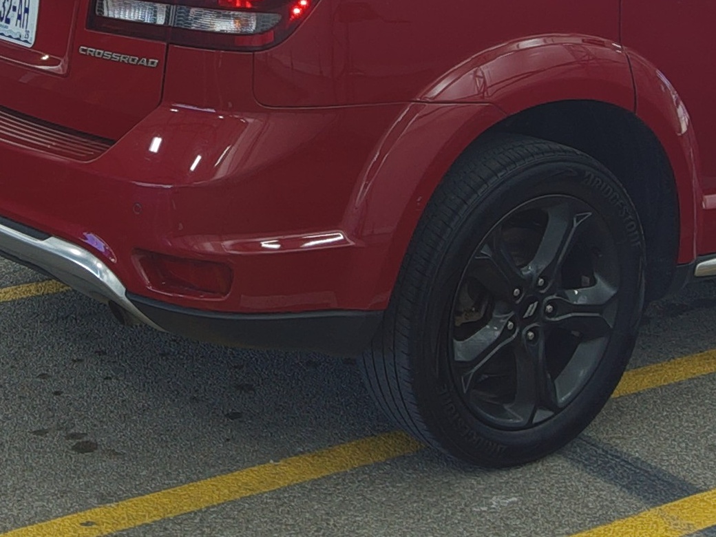 DODGE CROSSROAD - 10