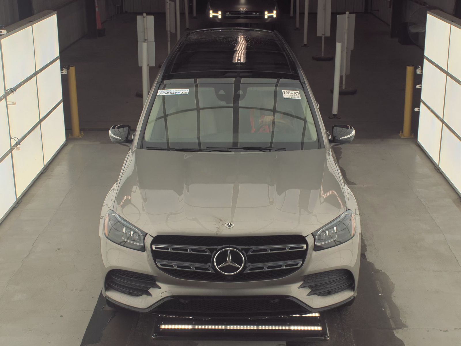 MERCEDES-BENZ GLS - 3