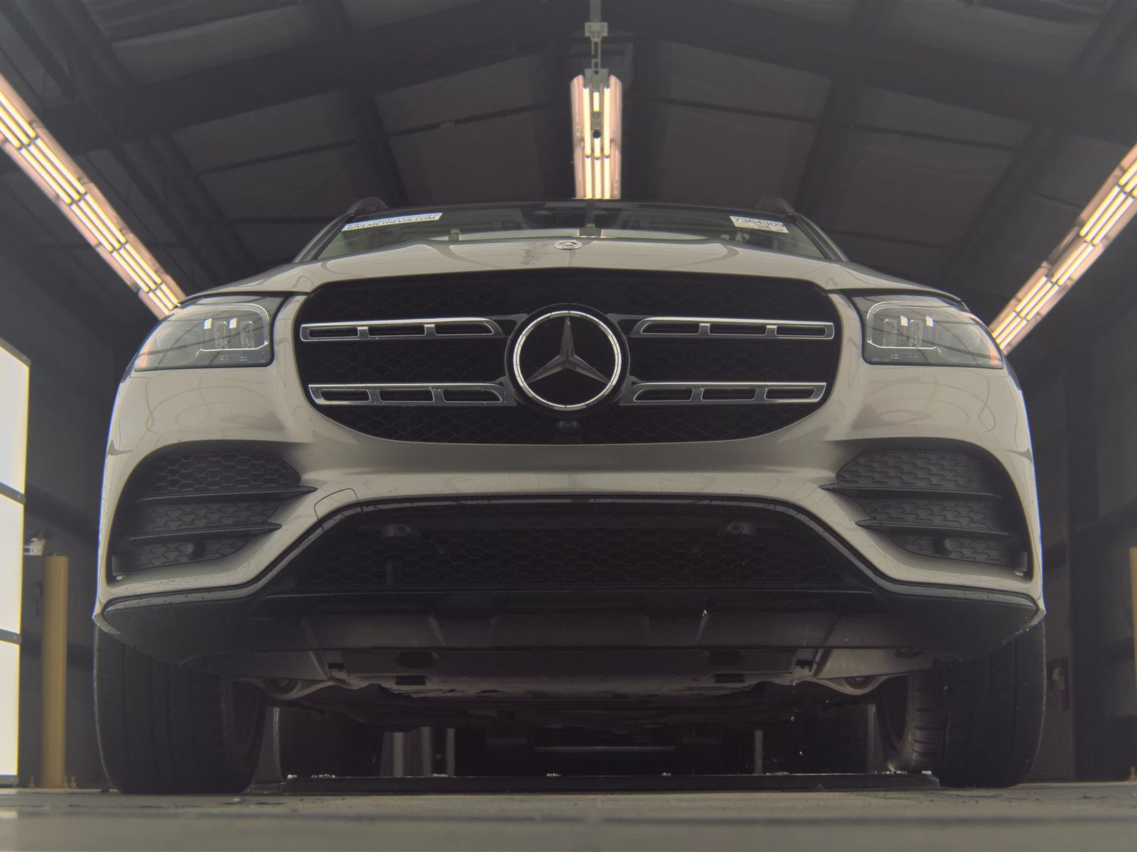 MERCEDES-BENZ GLS - 4