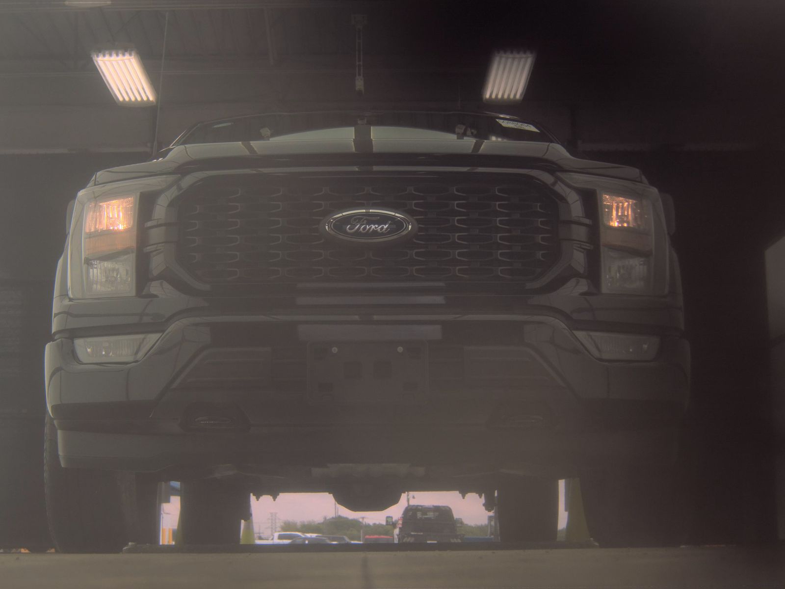 FORD F-150 - 4
