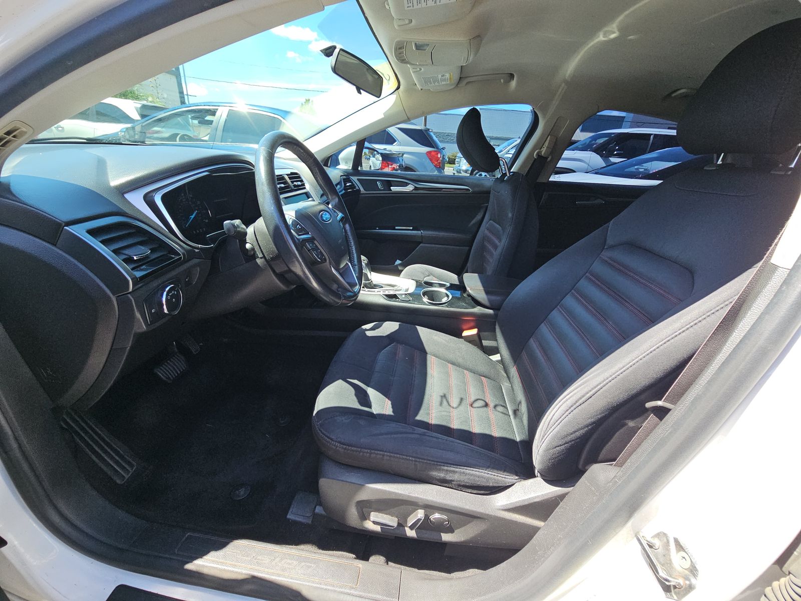 FORD FUSION - 8