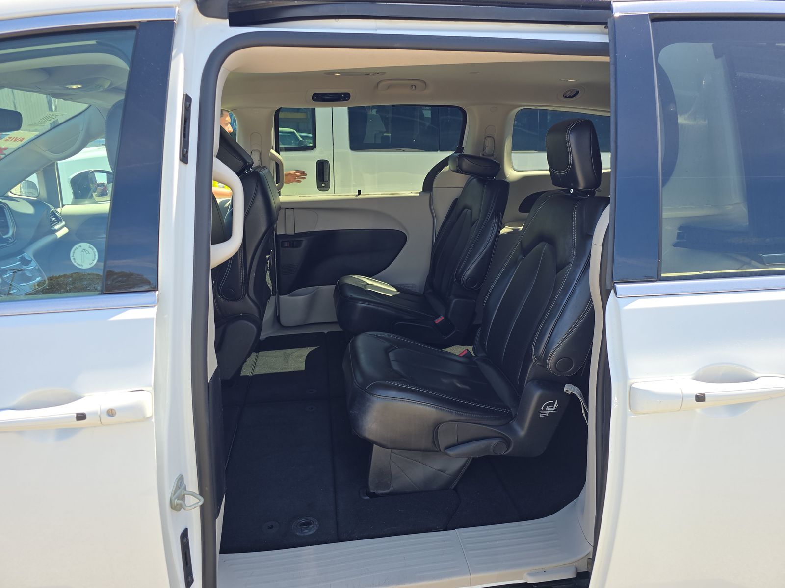 2023 Chrysler Pacifica Touring L FWD