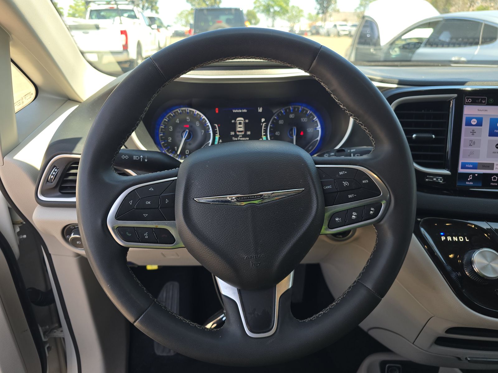 2023 Chrysler Pacifica Touring L FWD