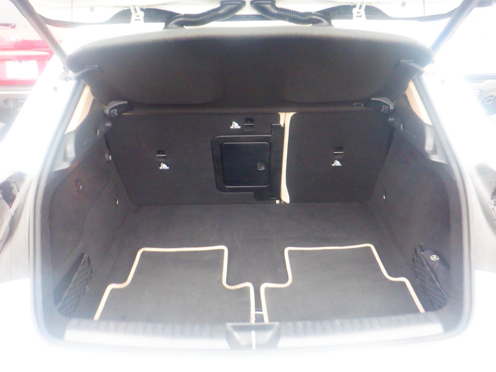 MERCEDES-BENZ GLA-CLASS - 9