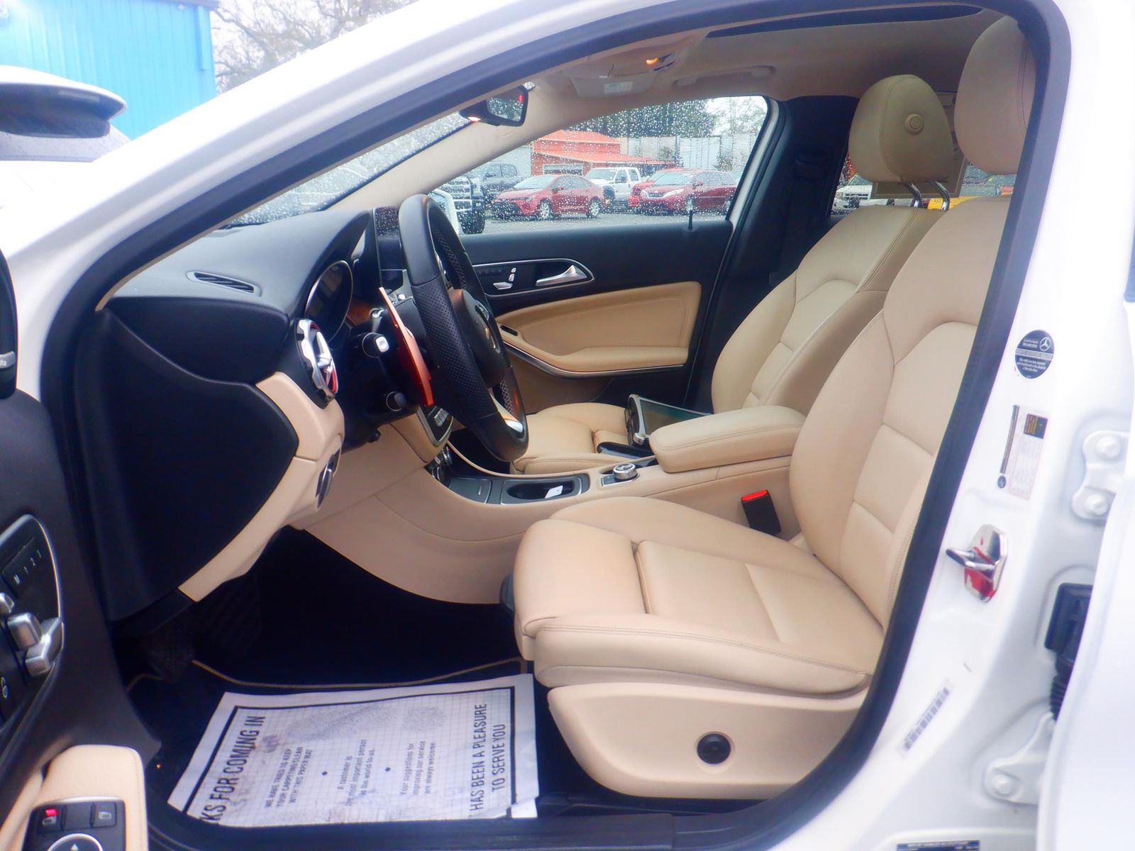 MERCEDES-BENZ GLA-CLASS - 5