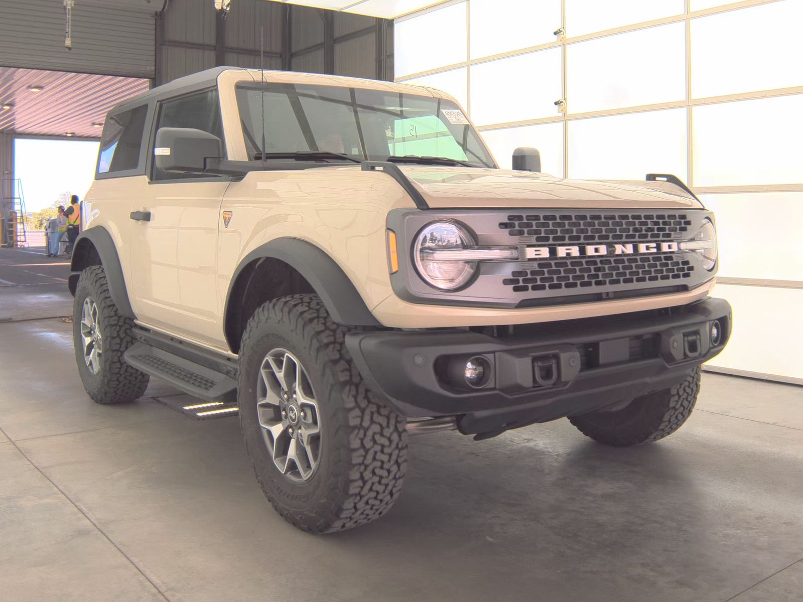 FORD BRONCO - 5