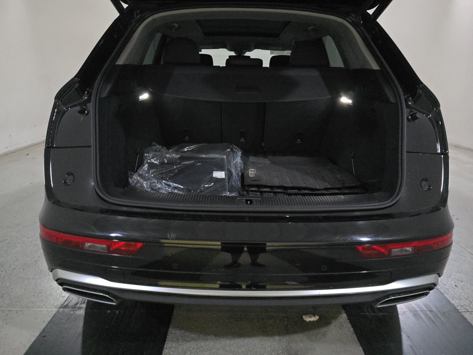 2022 Audi Q5 S line Premium Plus FWD
