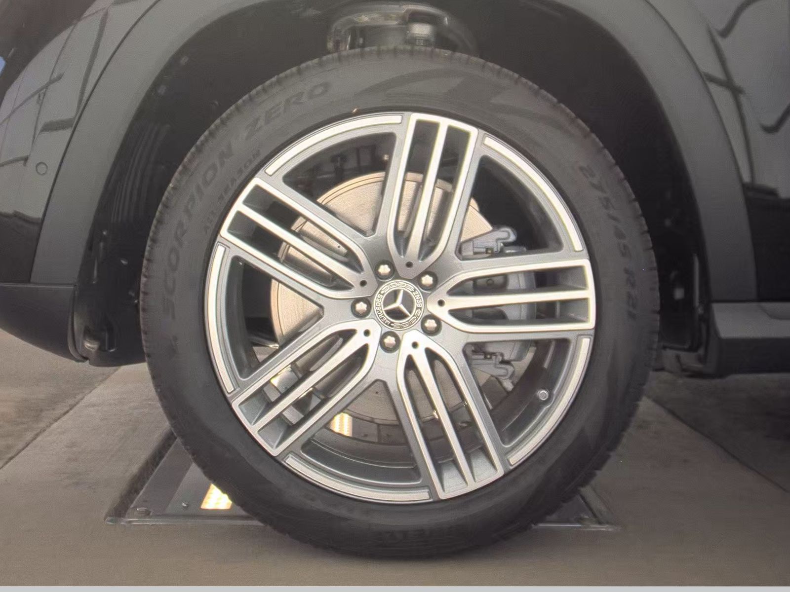 MERCEDES-BENZ GLS-CLASS - 10