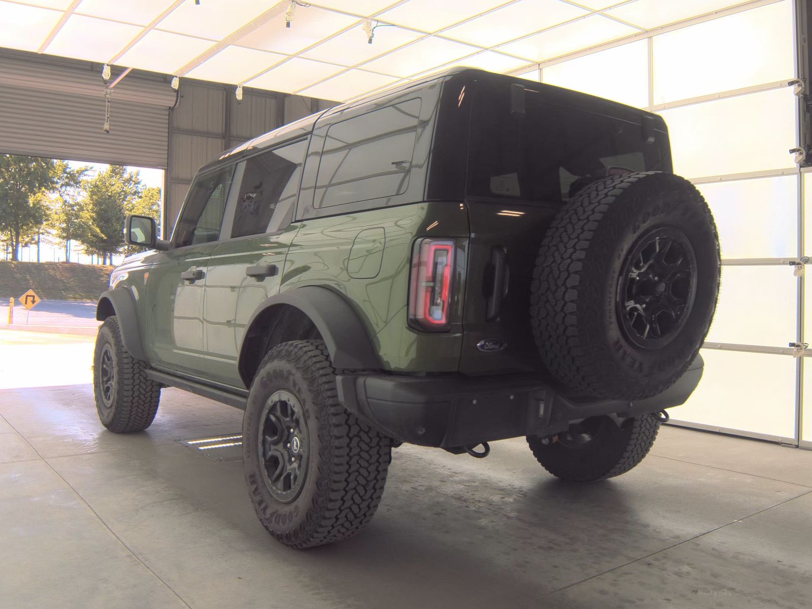 FORD BRONCO - 9