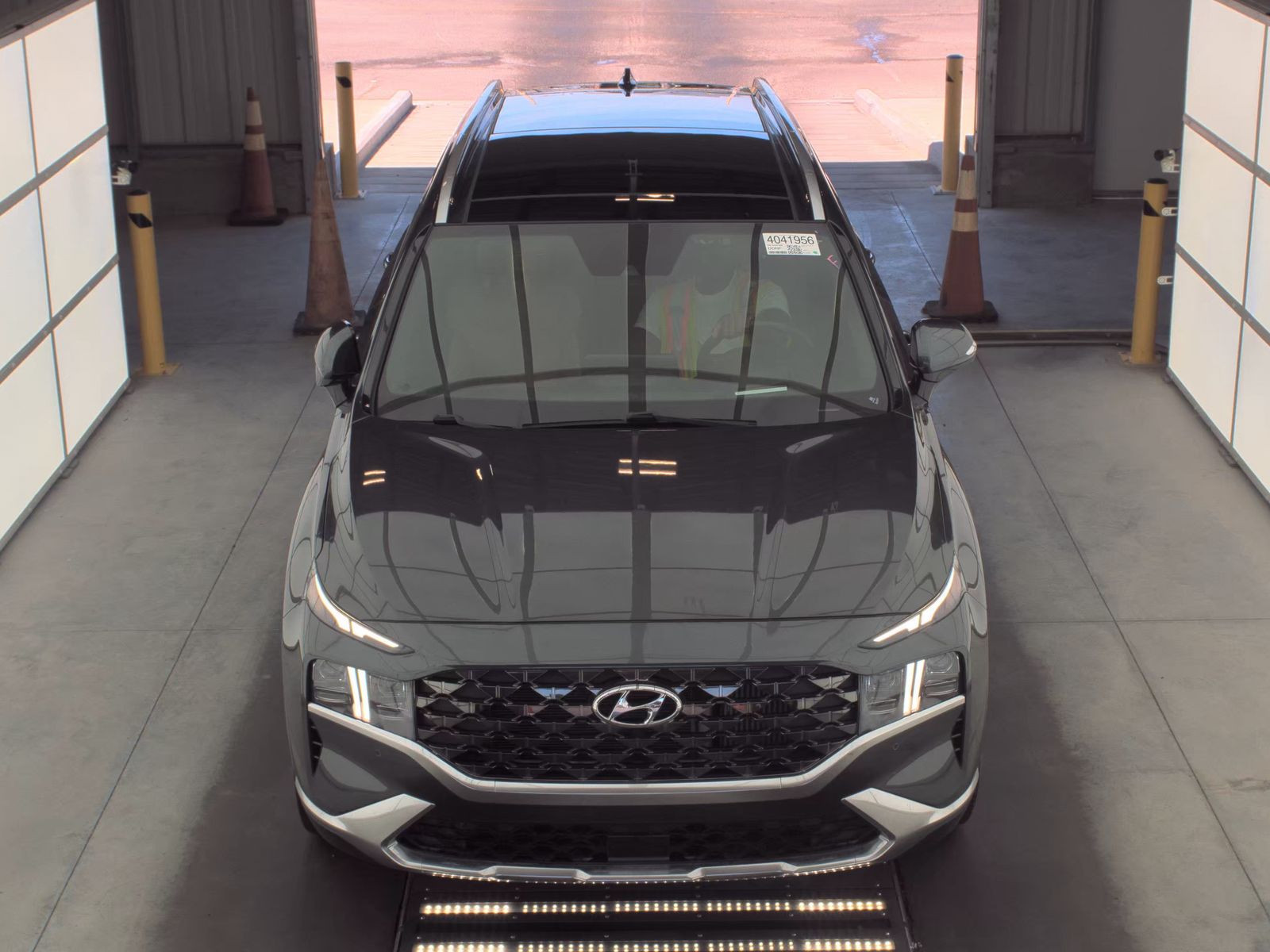 HYUNDAI CALLIGRAPH - 3