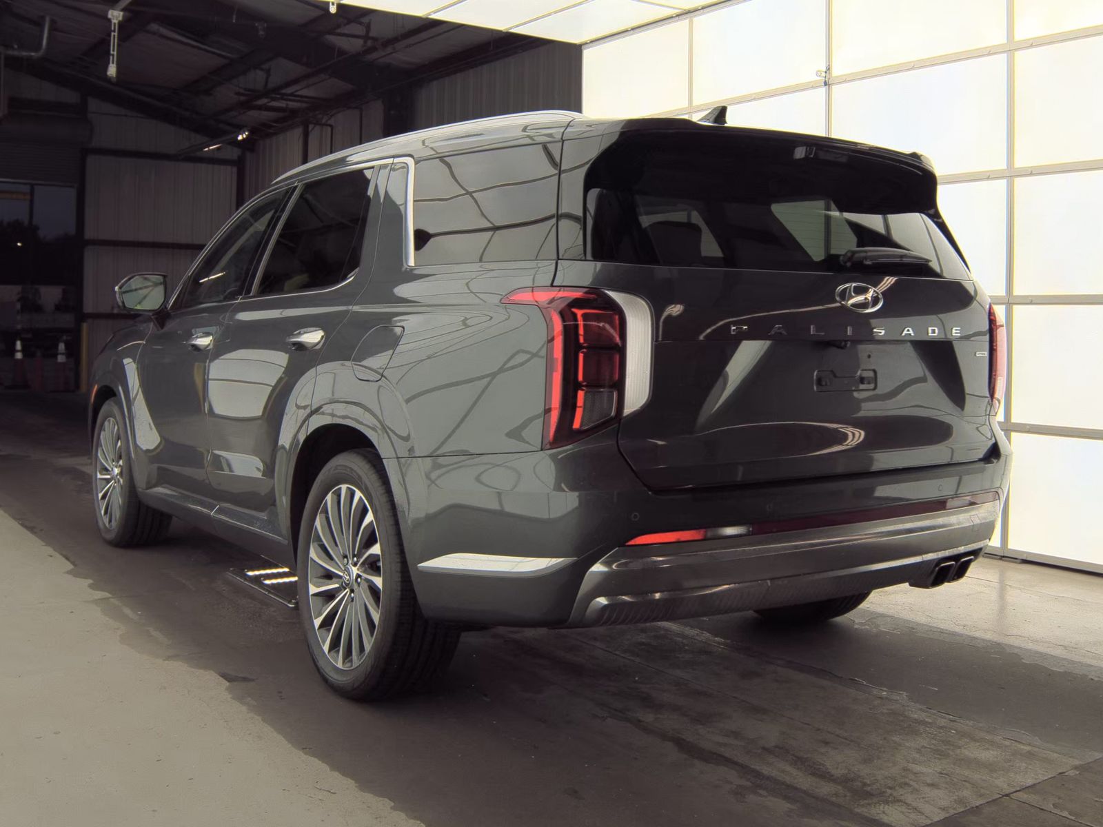 HYUNDAI CALLIGRAPH - 7