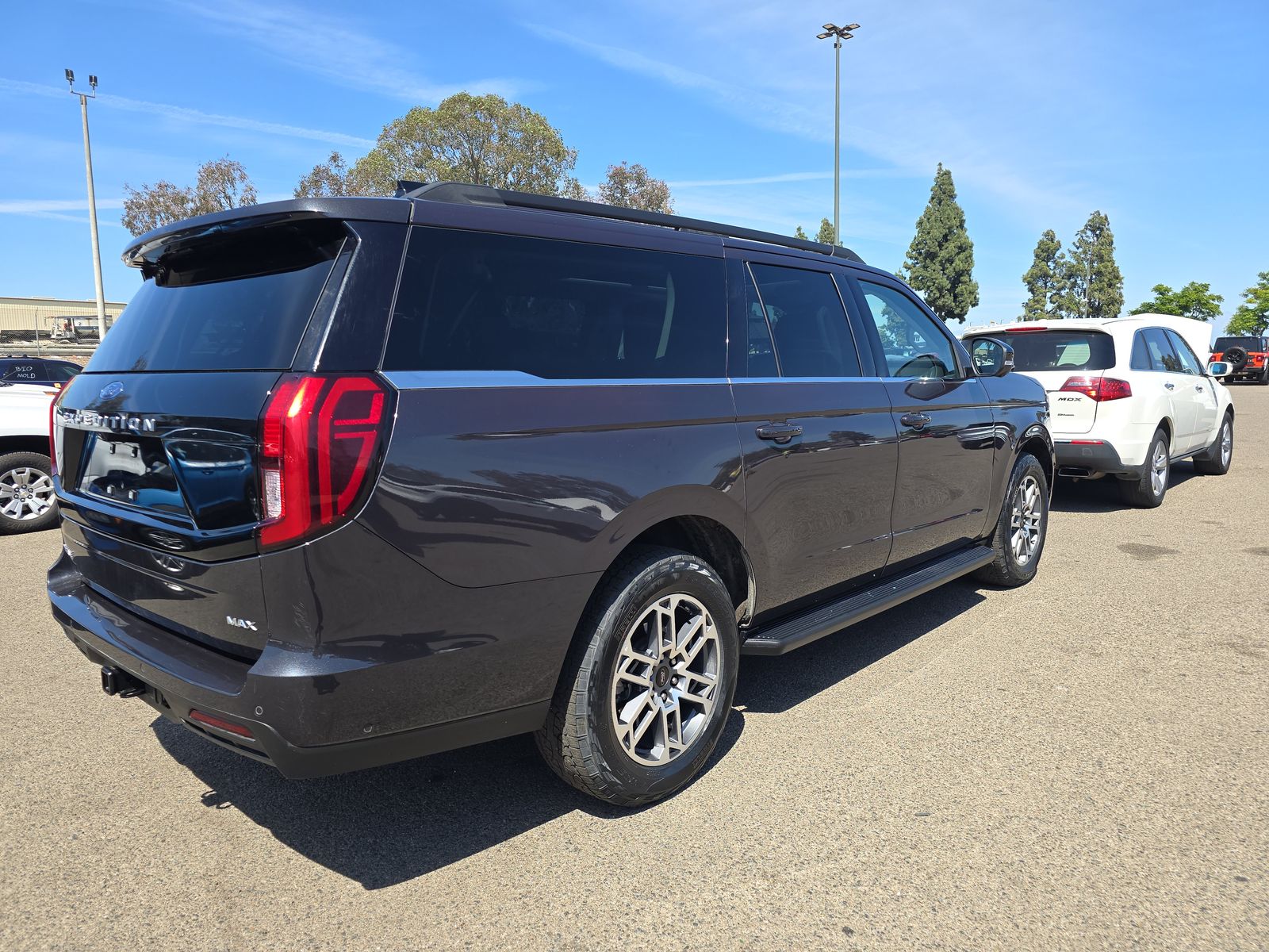 FORD EXPEDITION MAX - 5